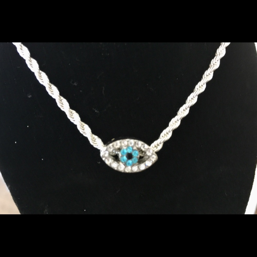 Evil eye 🔥🎁necklace By Miriam’s Designs🎁❤️